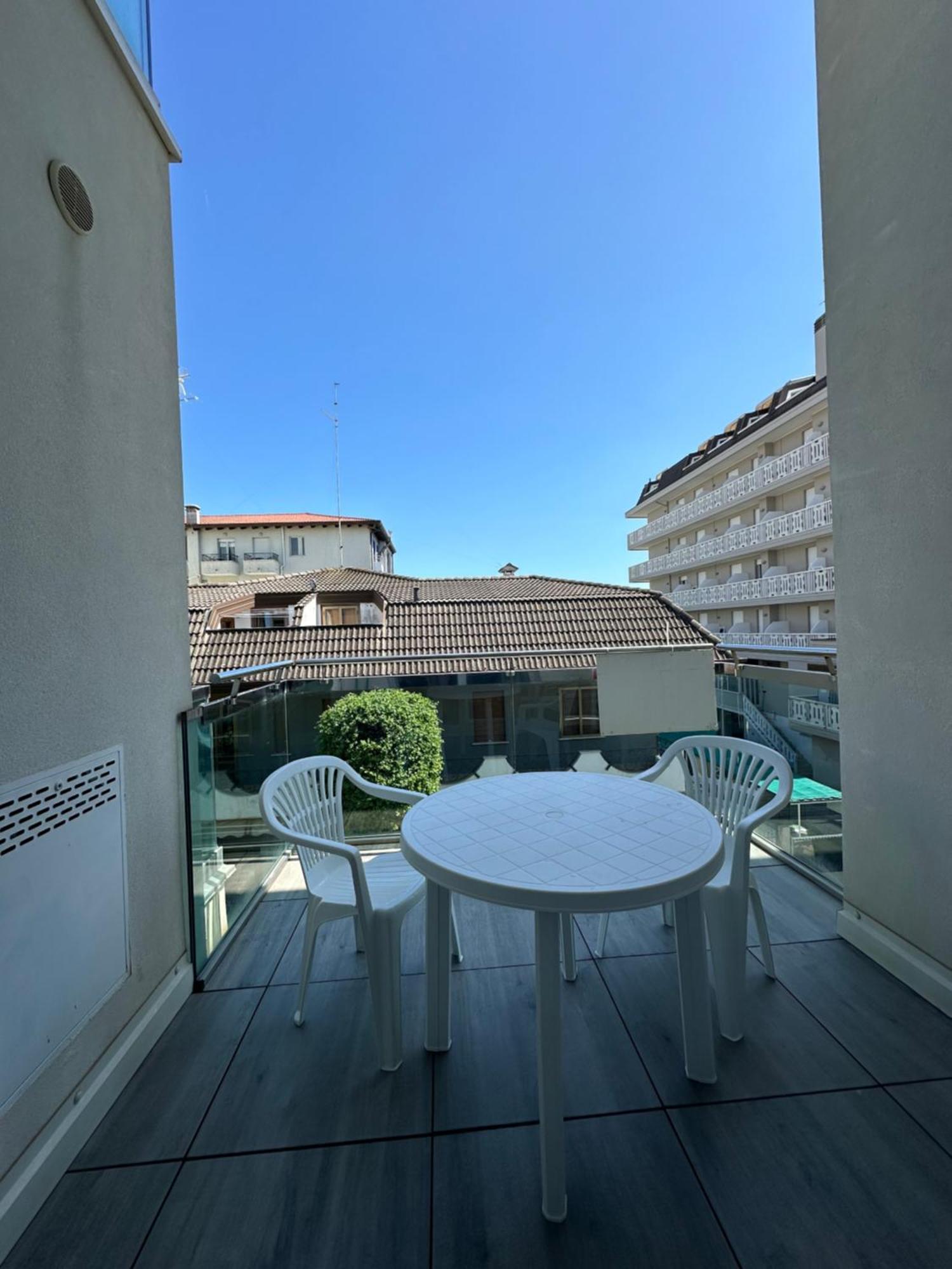 Suite Marconi - Agenzia Cocal Caorle Dış mekan fotoğraf